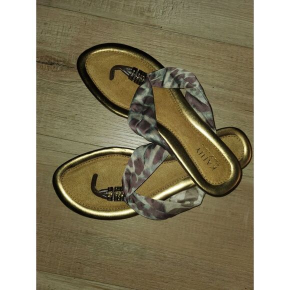 Kathy Vanzeeland Animal Print Fabric Flip Flop Sandals Shoes size 9 - Picture 1 of 3